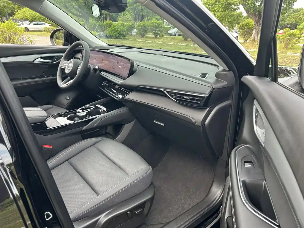 BUICK ENVISION S 2025
