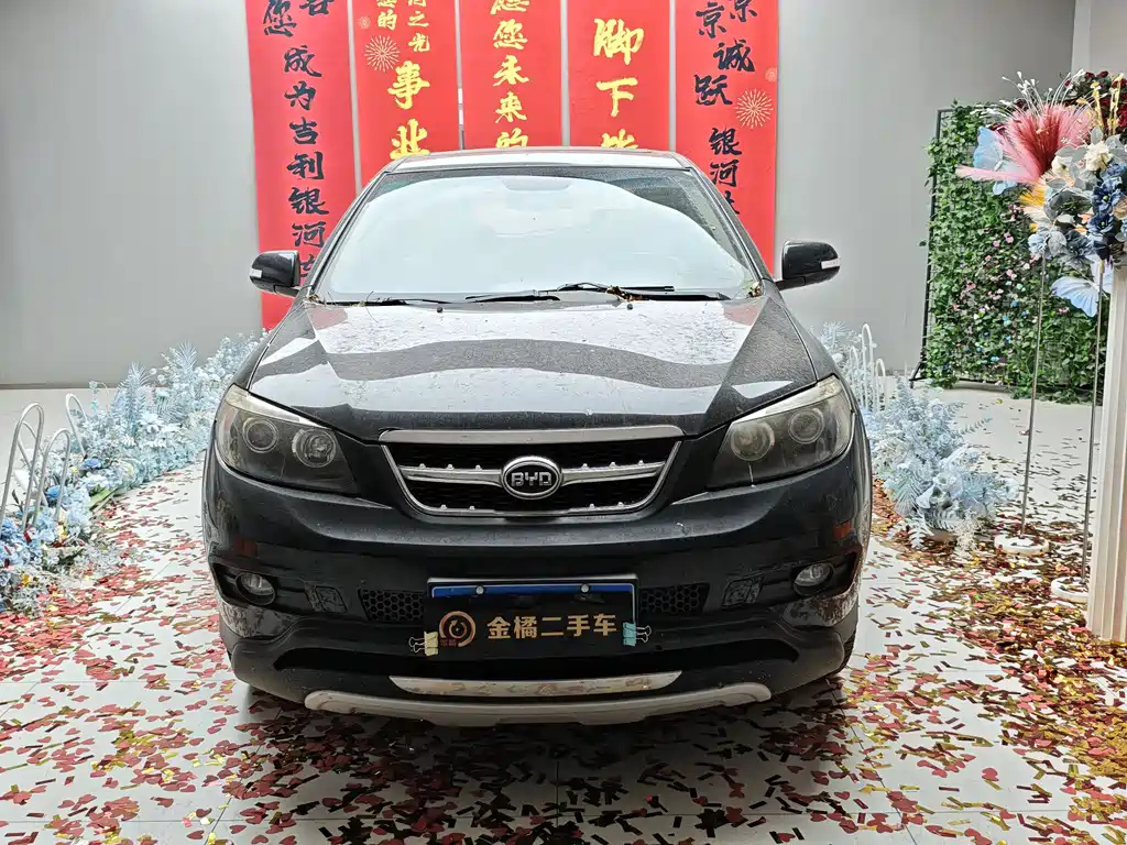 BYD S6 2014