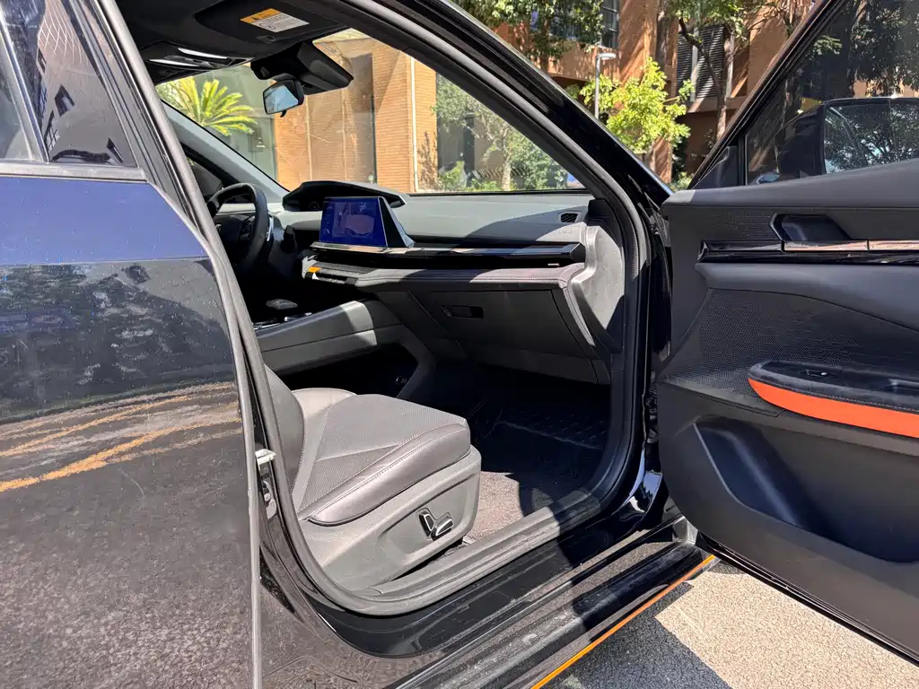 CHANGAN UNI-V 2023