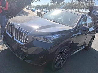 Заказать BMW X1