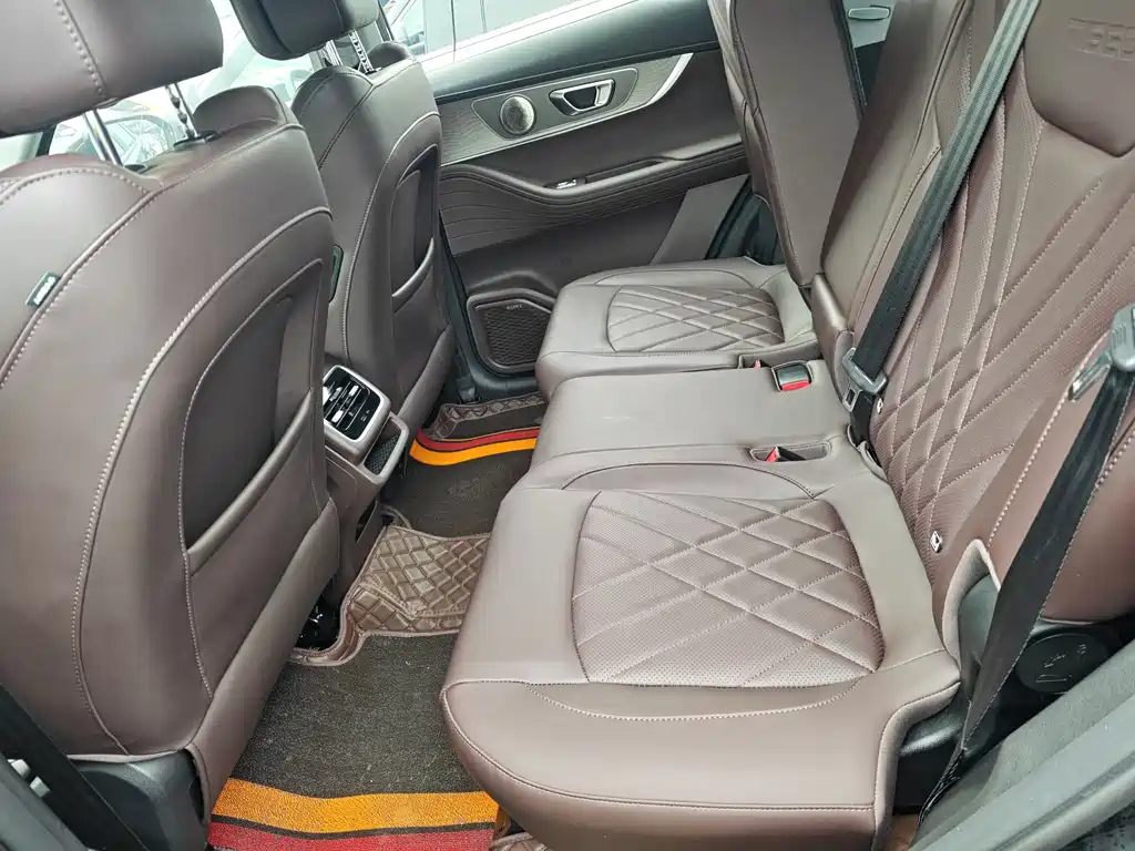 CHERY TIGGO 8 PRO 2024