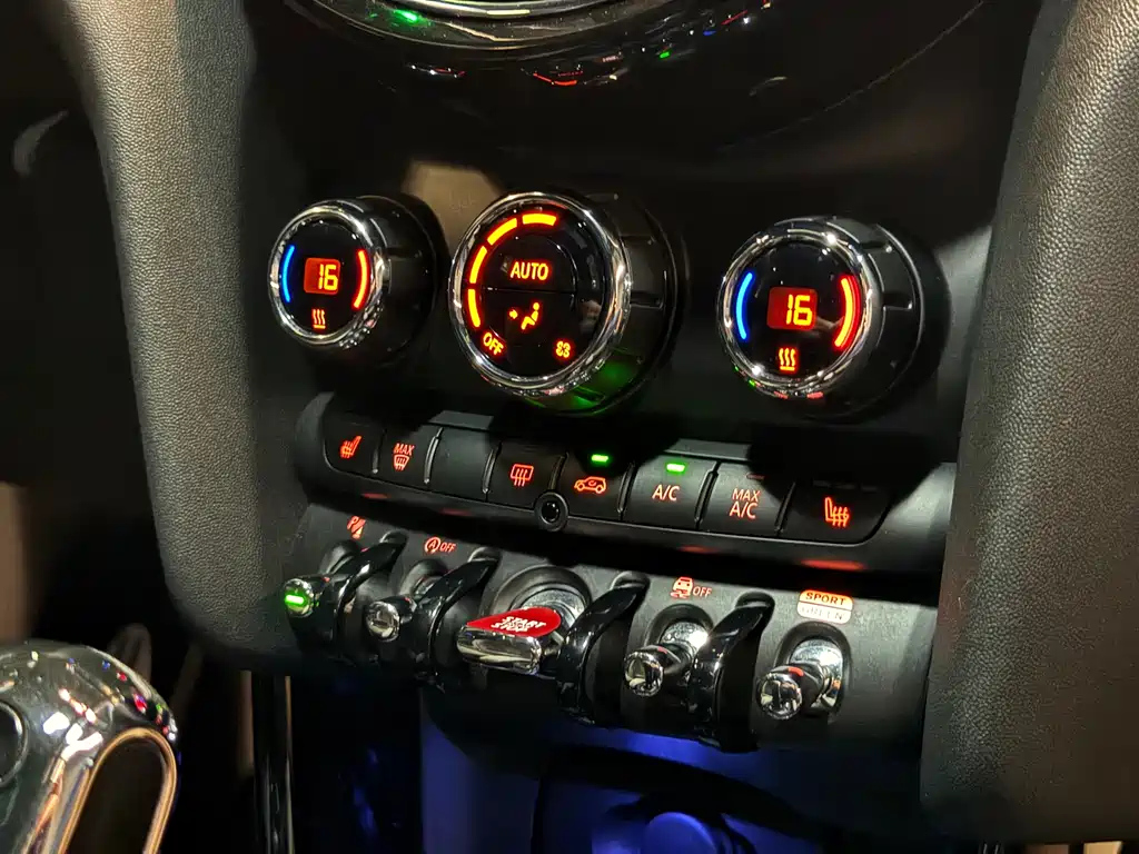 MINI JCW 2022