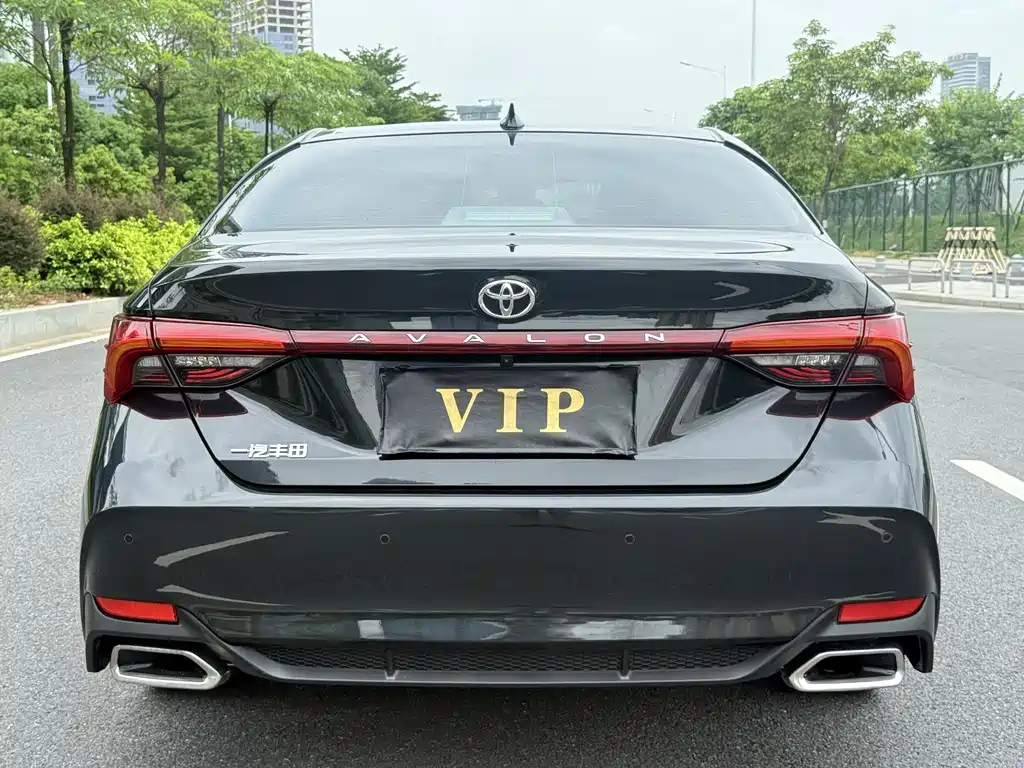 TOYOTA AVALON 2024