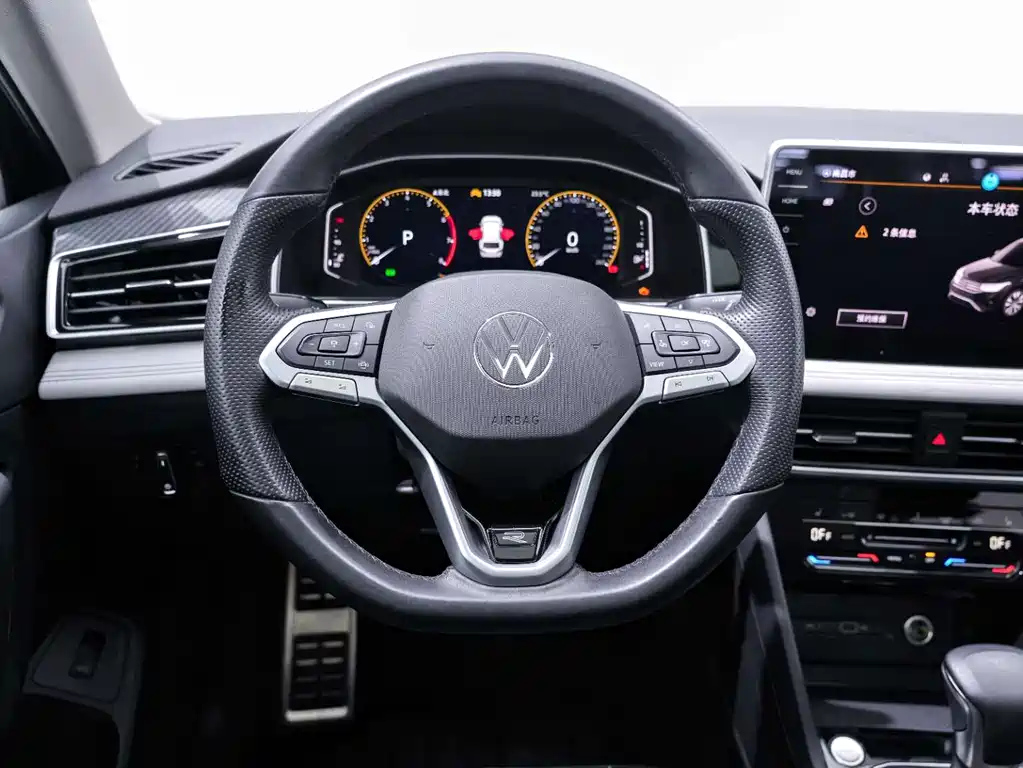 VOLKSWAGEN TIGUAN L 2024