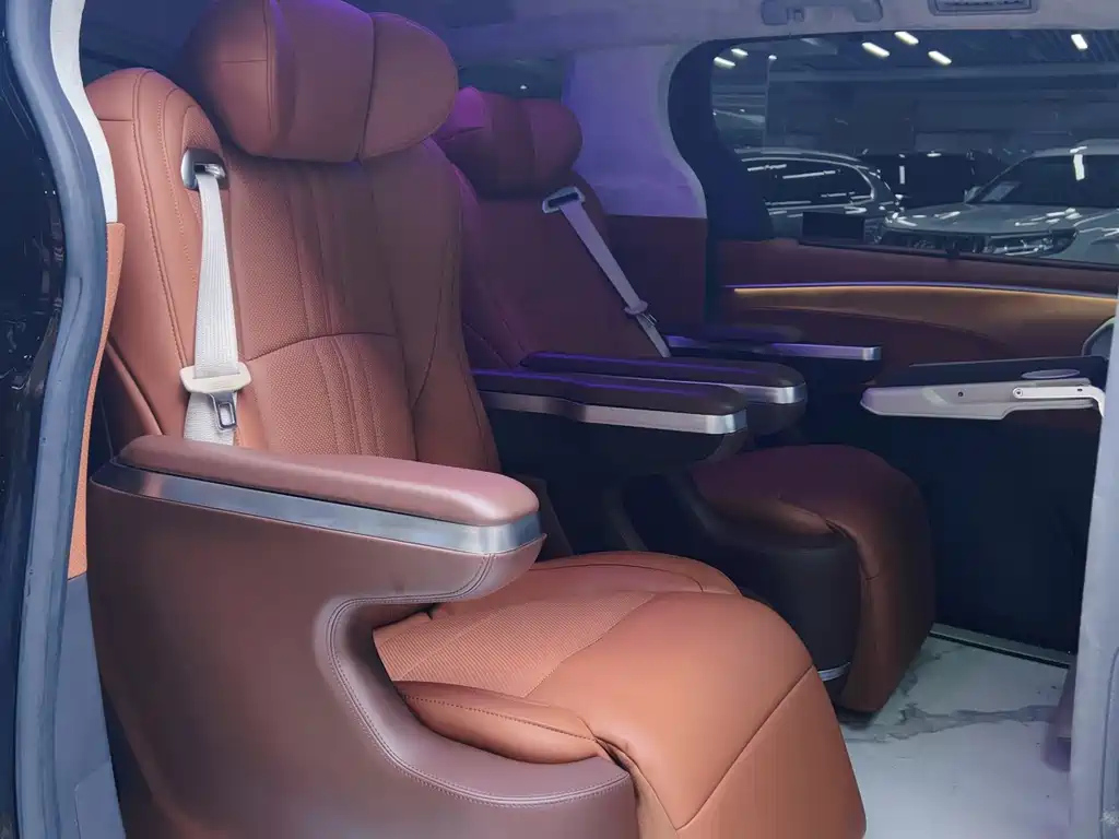 TOYOTA SIENNA SIENNA 2023