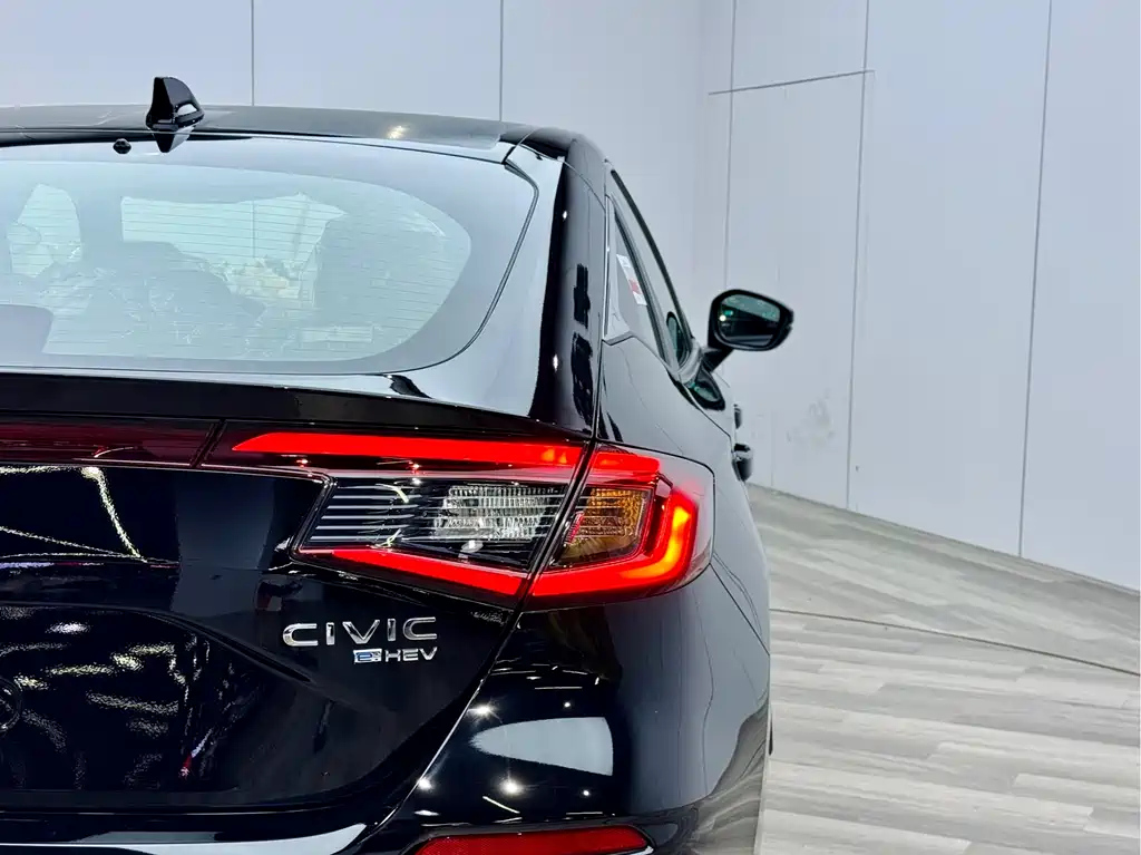 HONDA CIVIC 2023