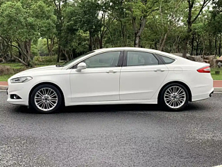 FORD MONDEO 2013 YEAR 2.0L GTDI200 LUXURY 2013