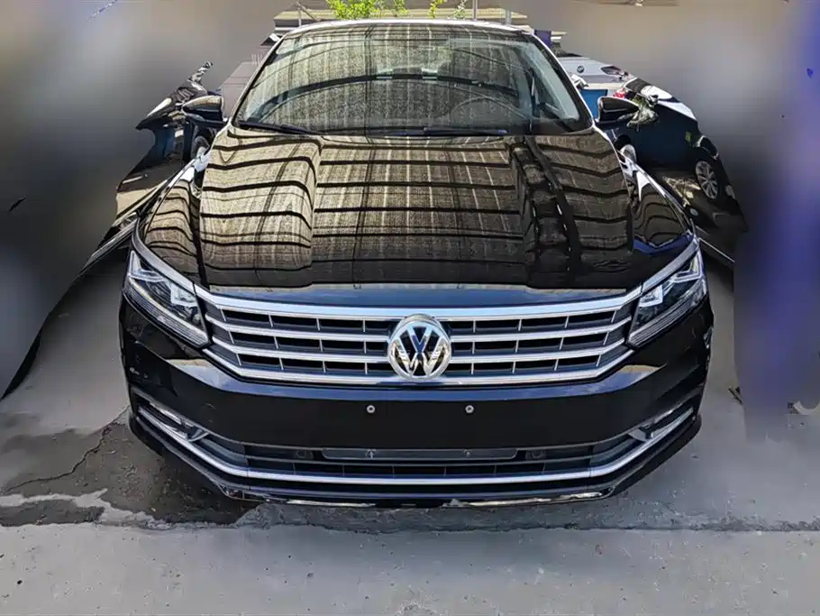 VOLKSWAGEN PASSAT 2016