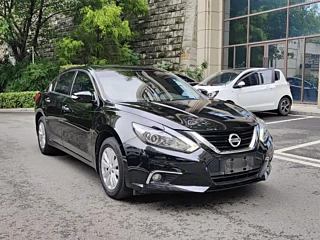 NISSAN TEANA 2018