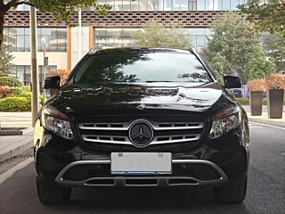 MERCEDES BENZ GLA 2021
