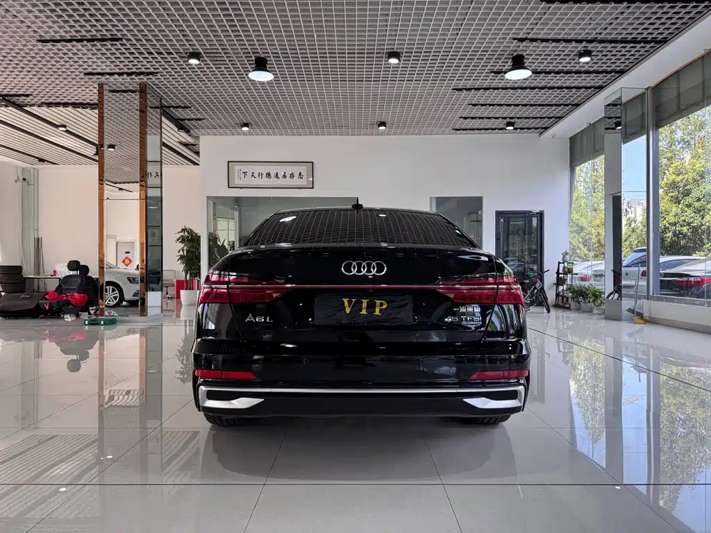 AUDI A6L 2019