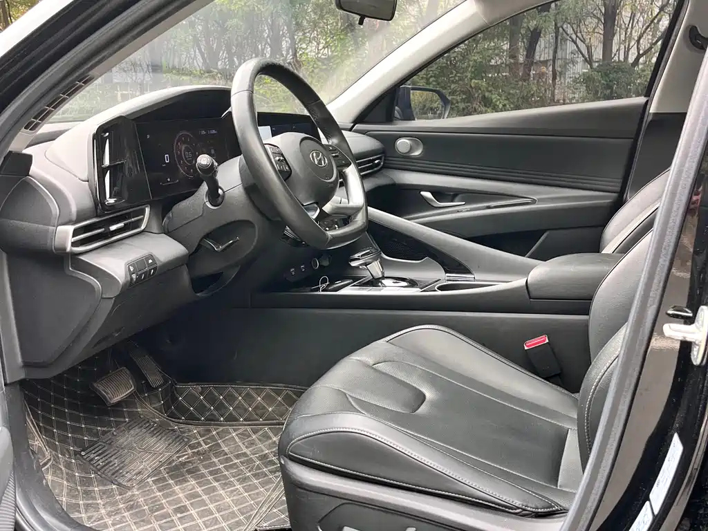 HYUNDAI ELANTRA 2021
