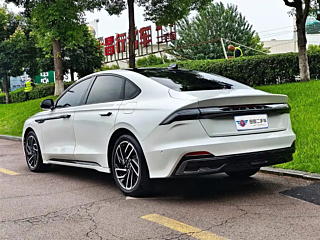 LINCOLN Z  2022 YEAR I  EDITION 2022