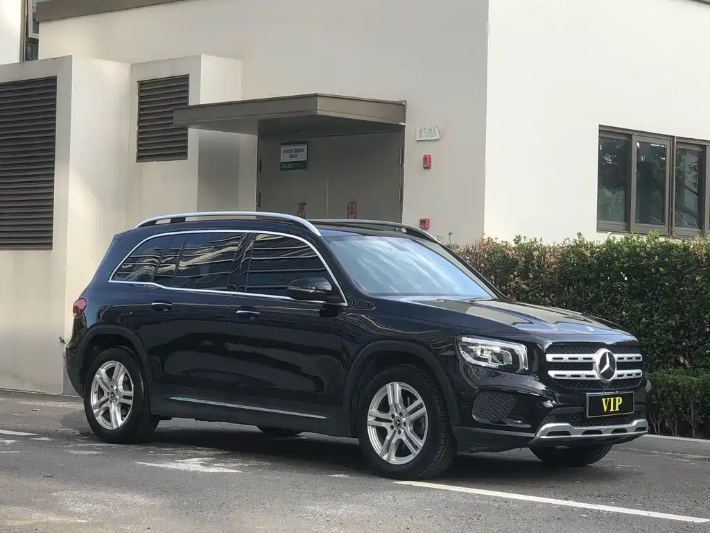 MERCEDES BENZ GLB 2022
