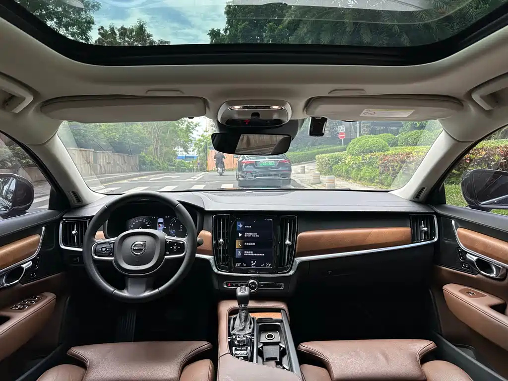 VOLVO S90 2020