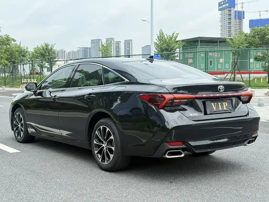 TOYOTA AVALON 2024