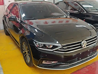 VOLKSWAGEN MAGOTAN 2020