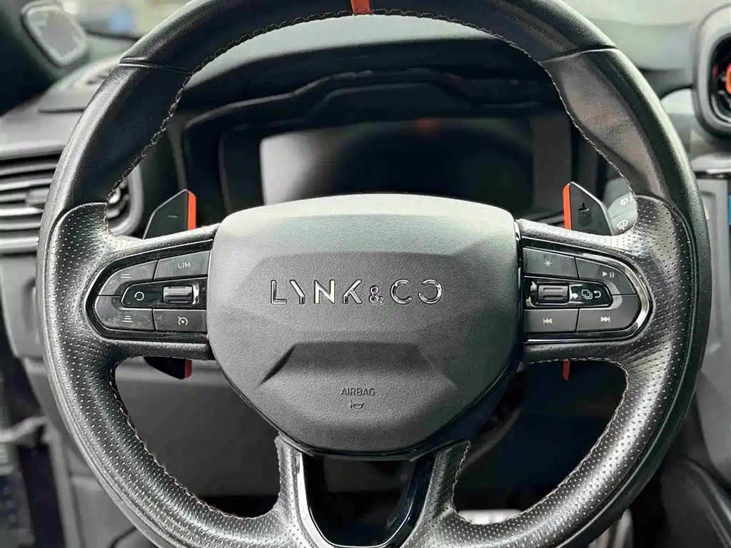 LYNK&CO 02 HATCHBACK 2022