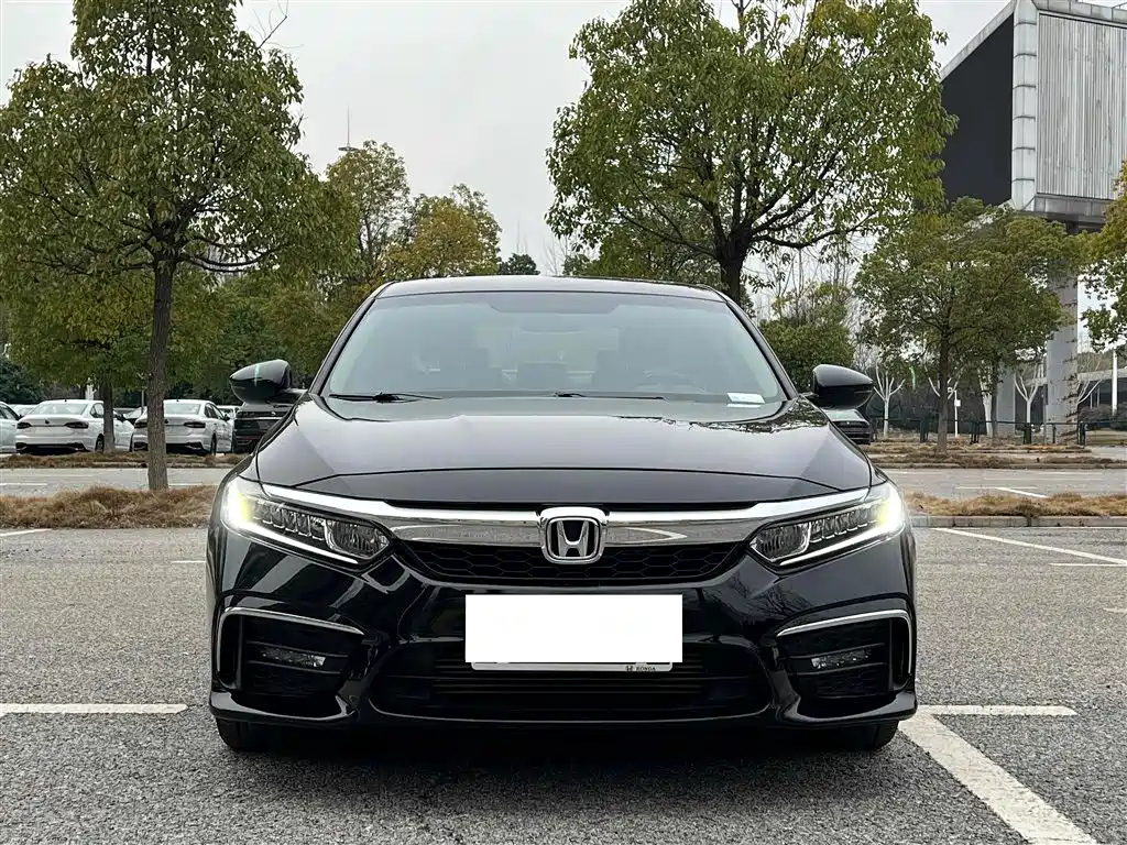 HONDA INSPIRE 2020
