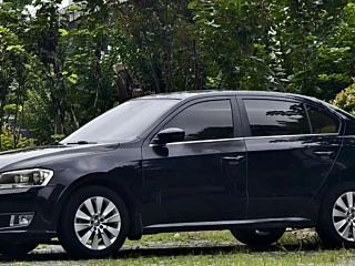VOLKSWAGEN LAVIDA 2014