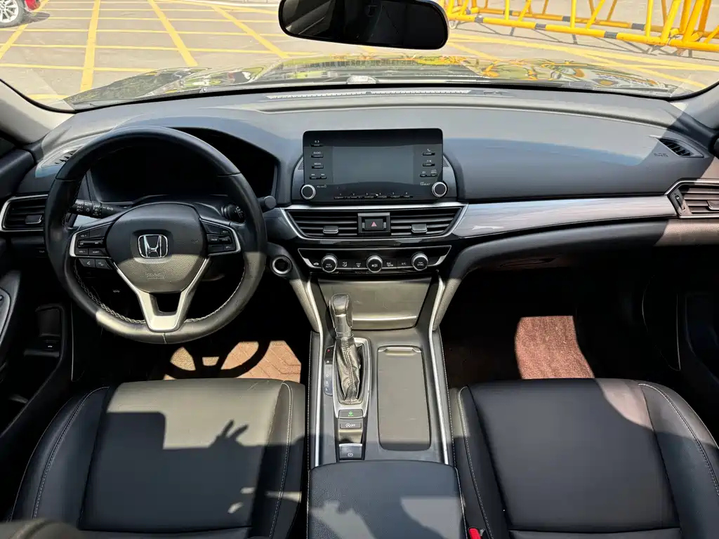 HONDA INSPIRE 2020