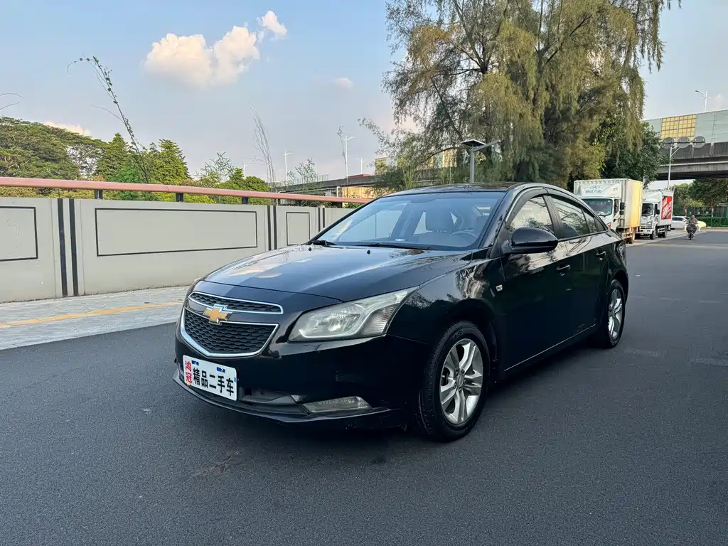 CHEVROLET CRUZE 2015