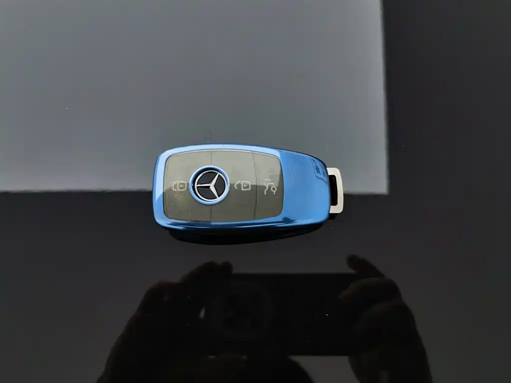 MERCEDES BENZ GLB 2022