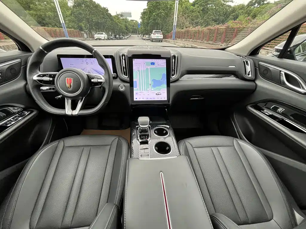 HONGQI HS3 PHEV 2024