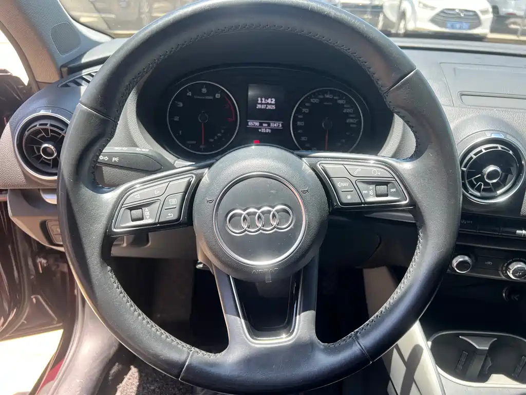 AUDI A3 2018