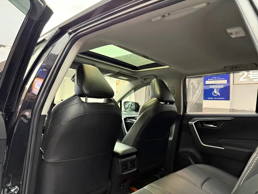 TOYOTA WILDLANDER 2021