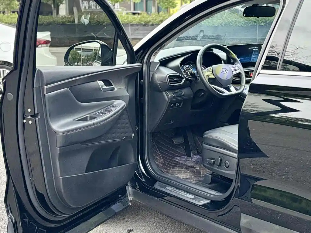 HYUNDAI SANTAFE 2023