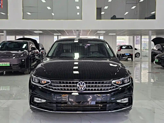 VOLKSWAGEN MAGOTAN 2022