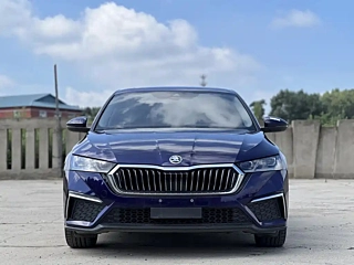 SKODA OCTAVIA  2021
