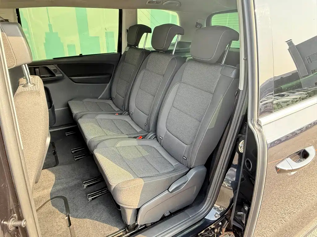 VOLKSWAGEN SHARAN 2017