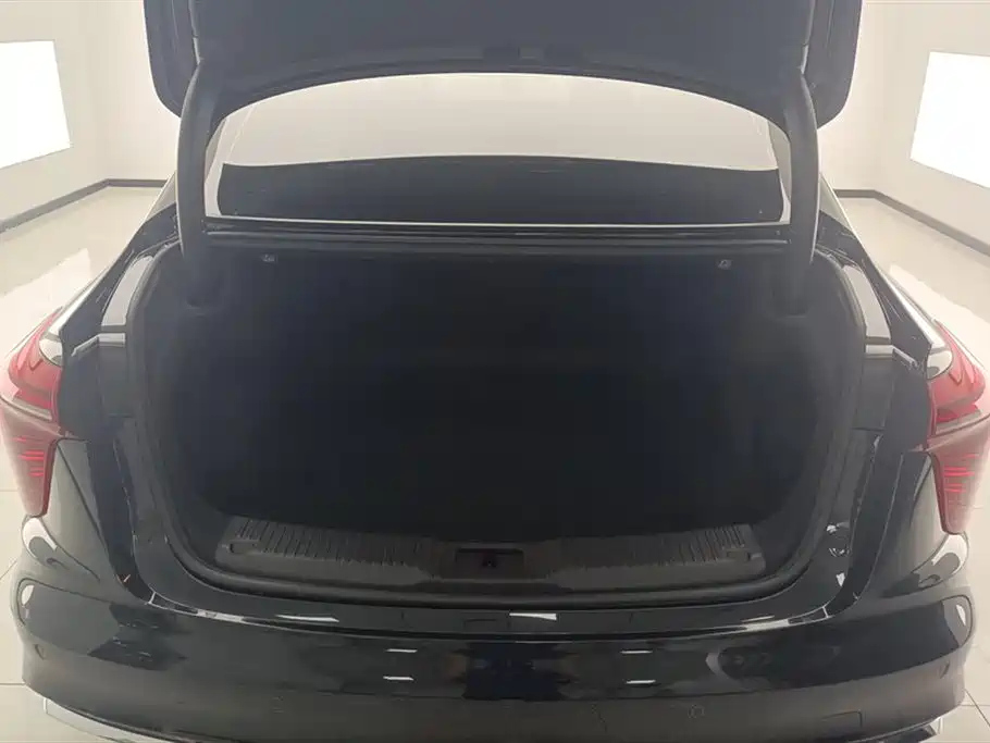 HONGQI H5 2022