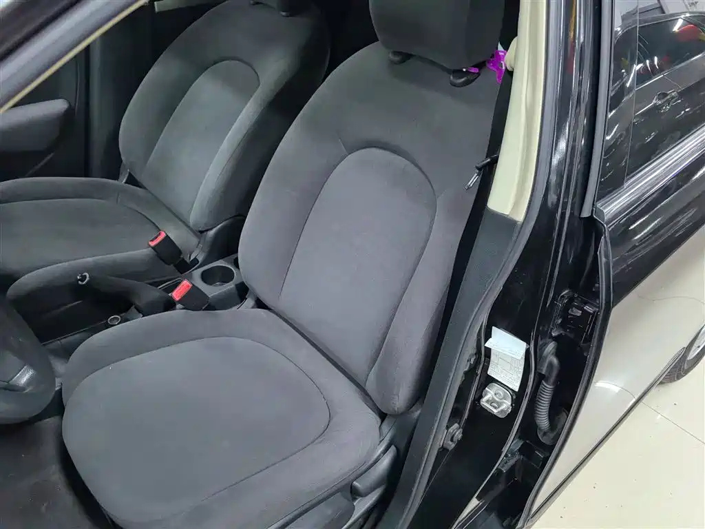 NISSAN SYLPHY 2016