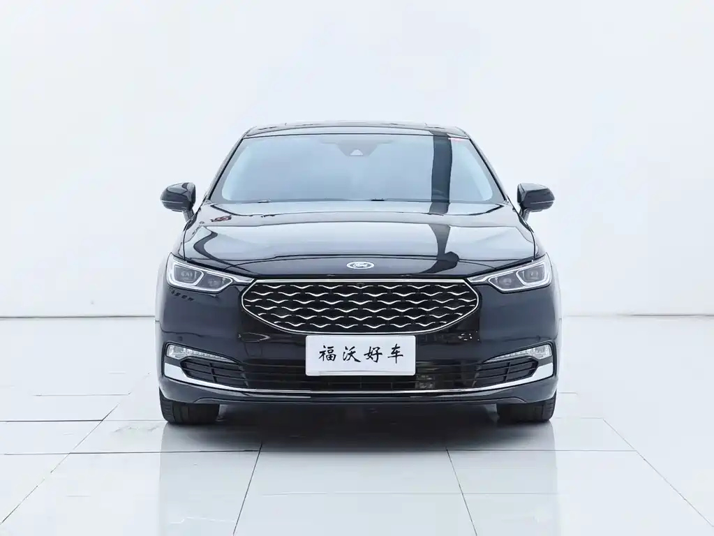 FORD TAURUS 2021