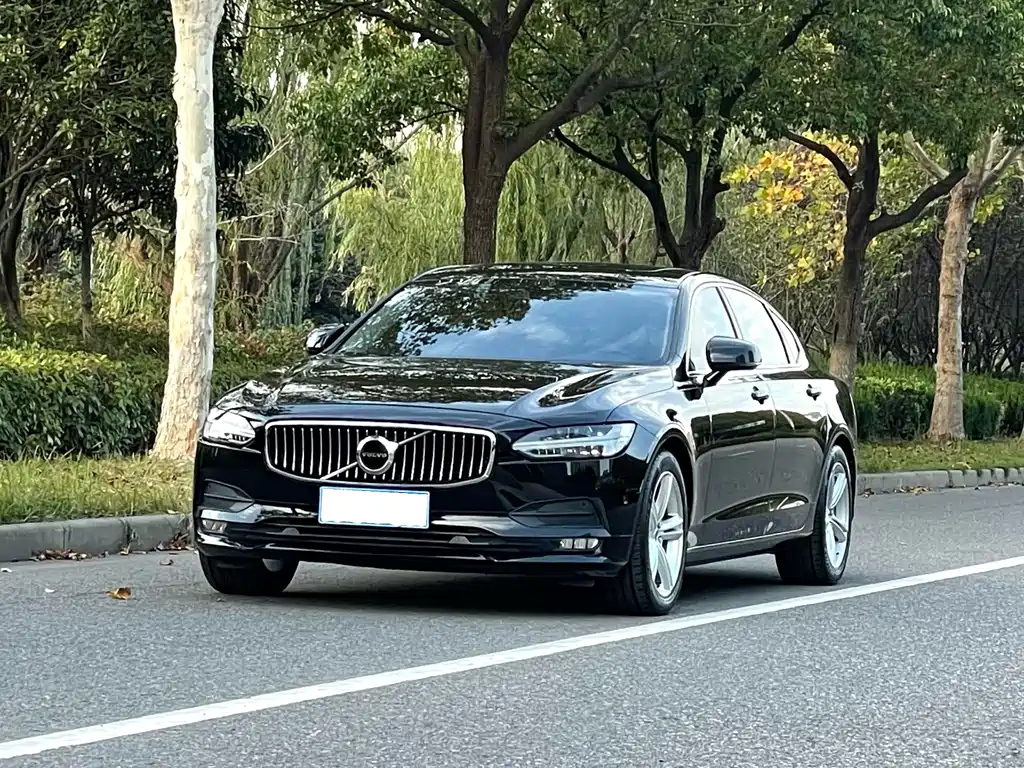 Аукционный лист VOLVO S90 2017