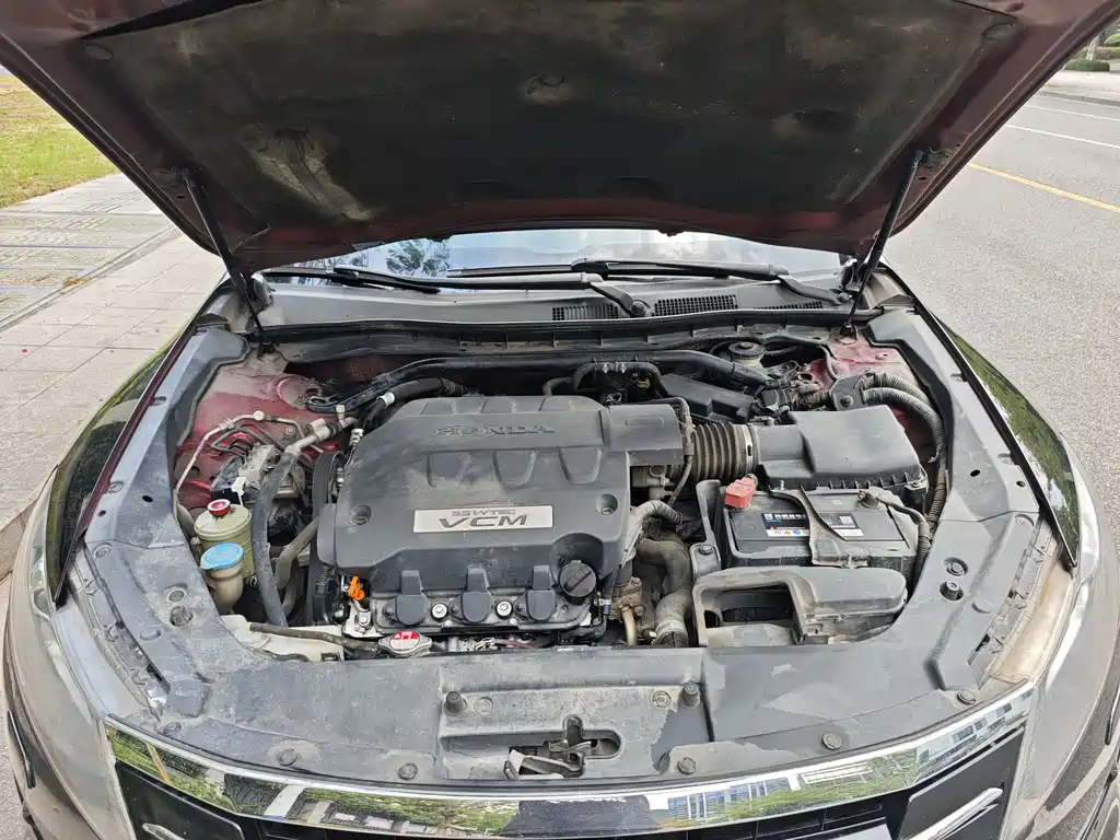 HONDA CROSSTOUR 2011