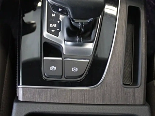 AUDI Q5L  2021 YEAR 45 TFSI SELECTED DYNAMIC 2021