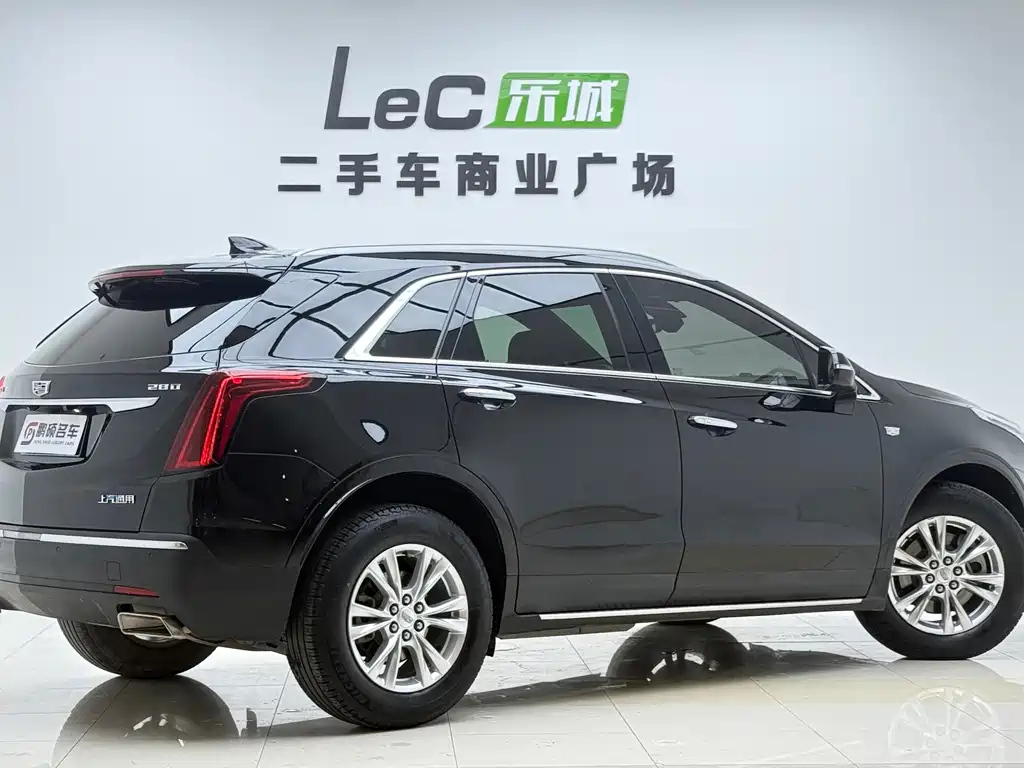 CADILLAC XT5 2020