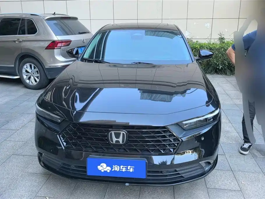 HONDA ACCORD 2025