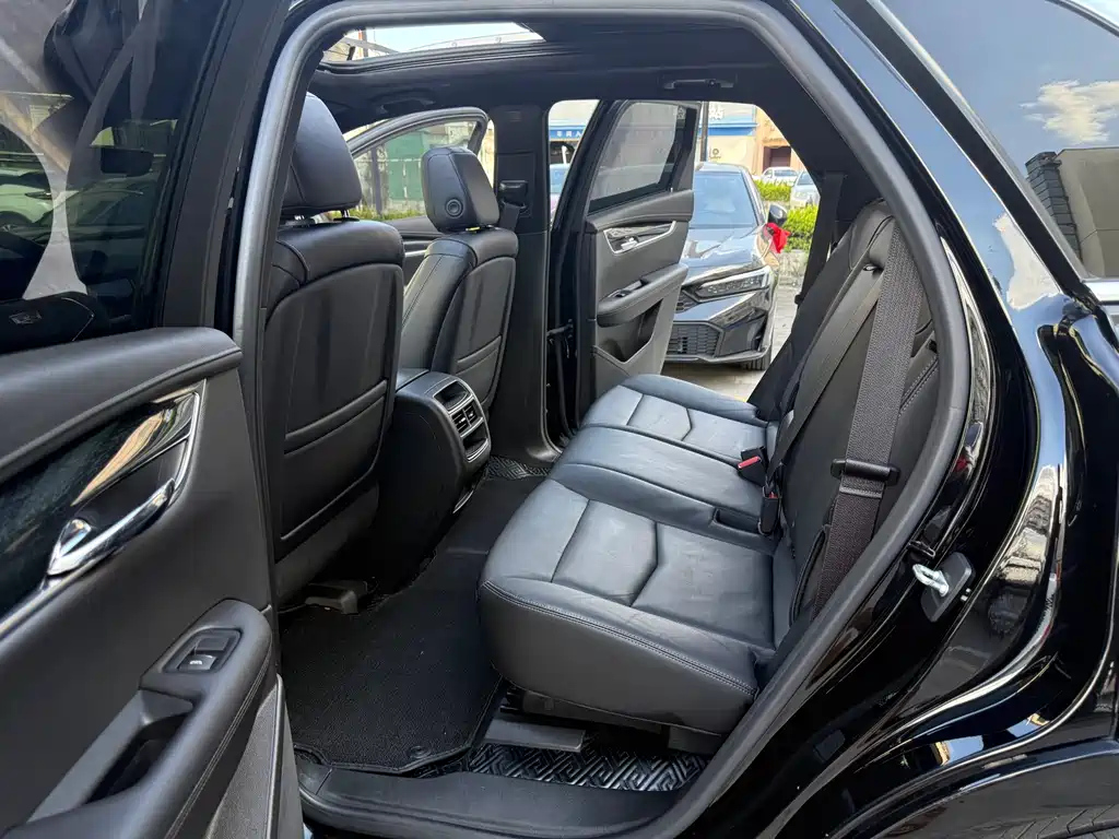 CADILLAC XT5 2020