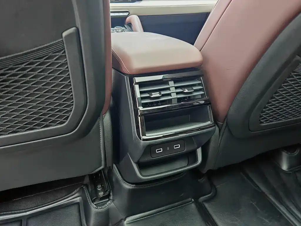 GEELY AUTO MONJARO 2024