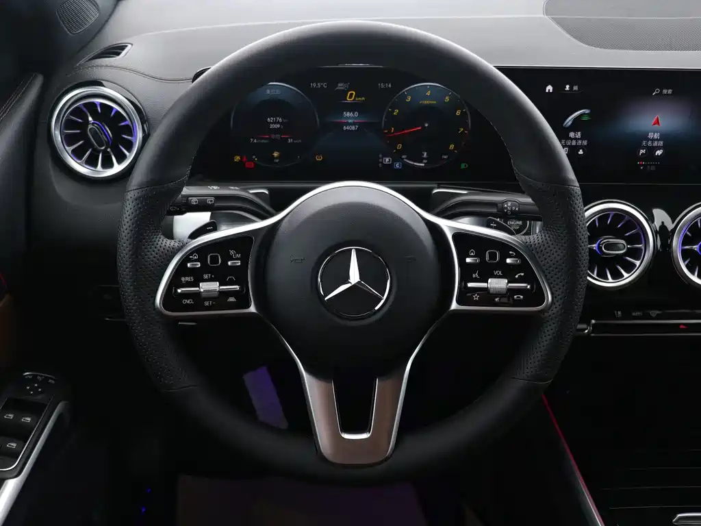 MERCEDES BENZ GLB 2022