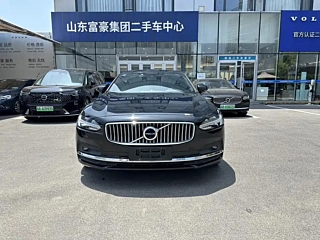 VOLVO S90 2023