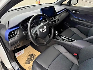 TOYOTA C-HR  2020