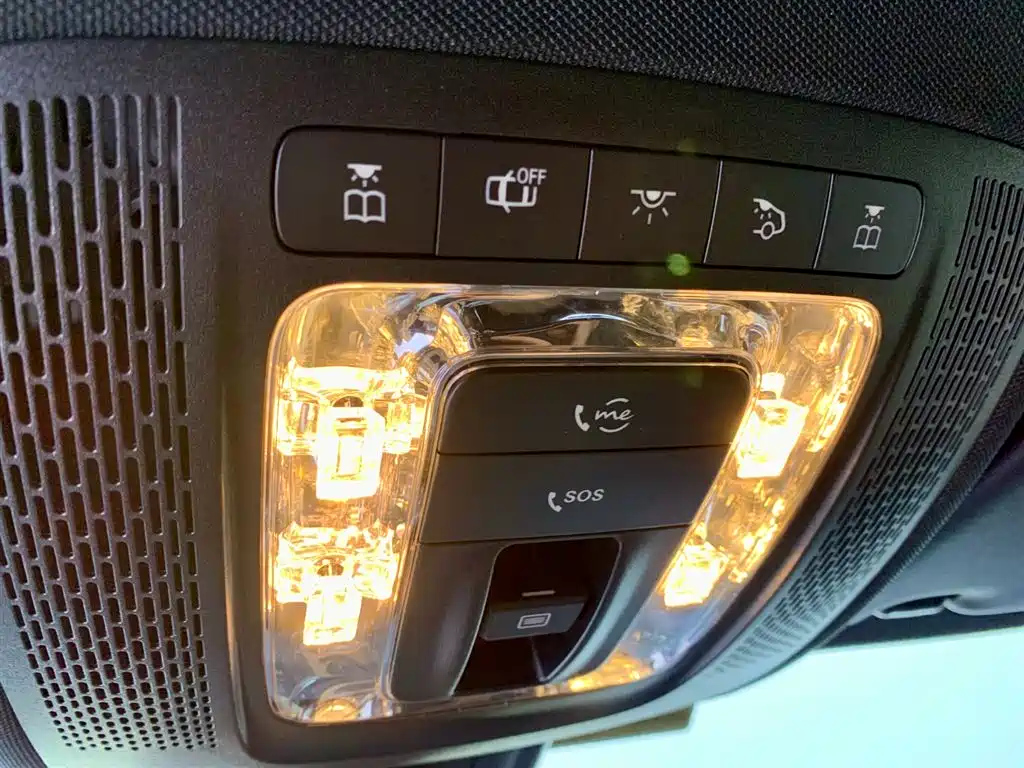 MERCEDES BENZ GLB 2022
