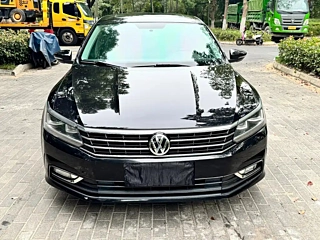 VOLKSWAGEN PASSAT 2017