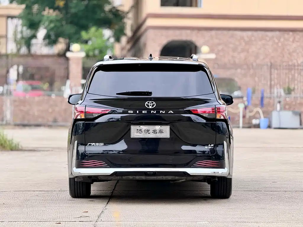 TOYOTA SIENNA SIENNA 2025